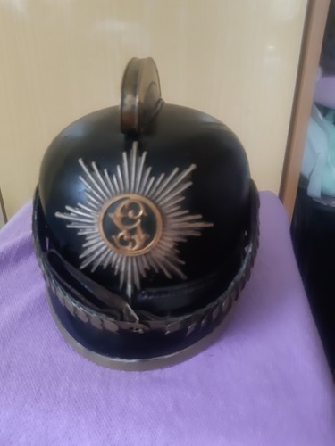 Raupenhelm für offiziere - raupenhelm,