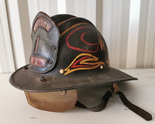 Antiker feuerwehrhelm usa - antiker, feuerwehrhelm,