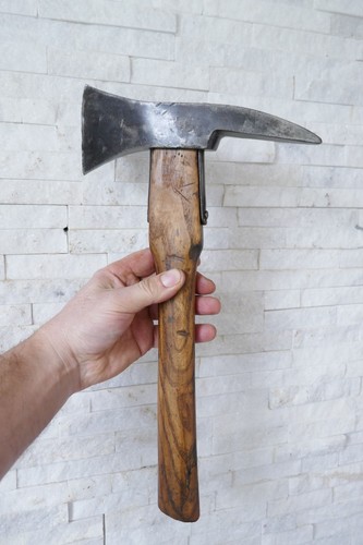 Altes feuerwehrbeil - altes,