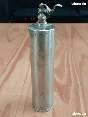Antiker feuerlöscher - antiker,